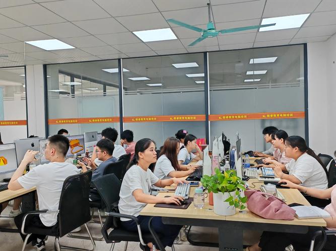 附近办公软件培训班大岭山周边文员办公自动化培训酷睿工厂文员培训